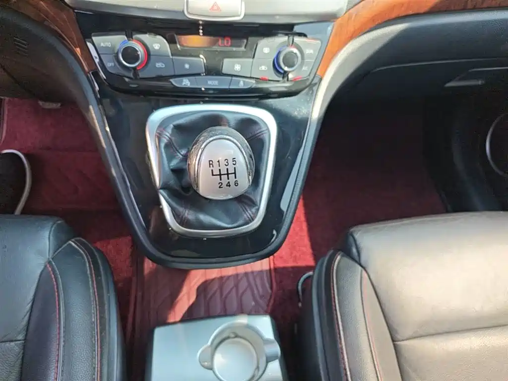 Haval H6 2013 Sport Edition 1.5T Manual 2WD Elite фото 14