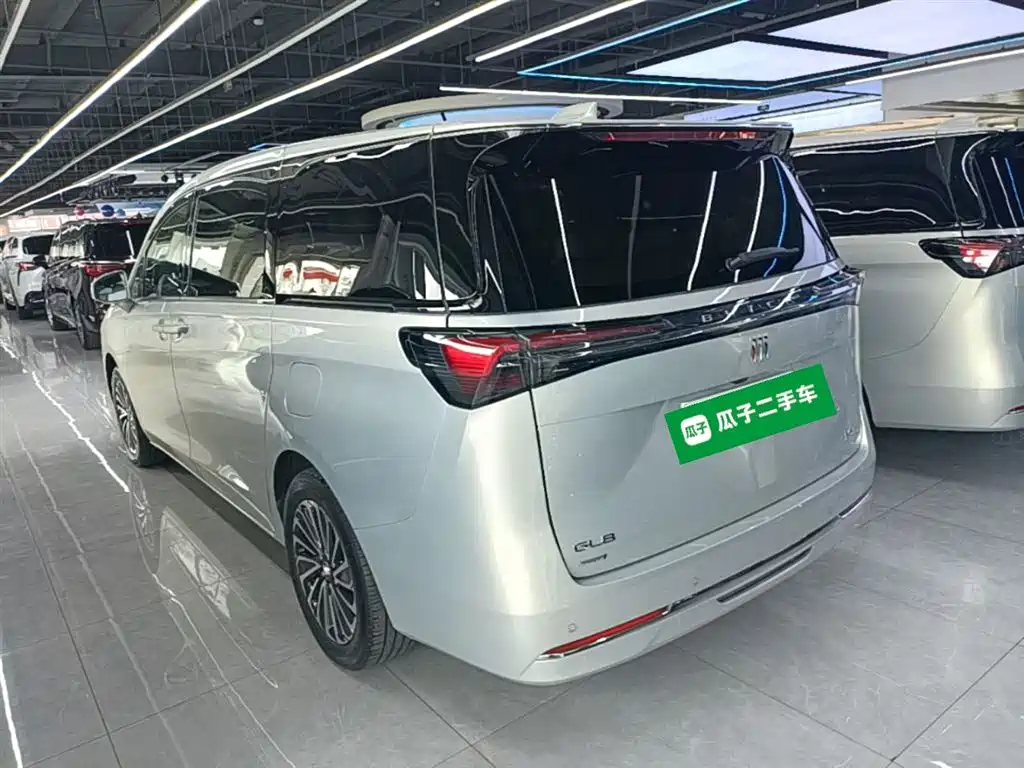Buick GL8 New Energy 2025 Land Honor Premium Edition 7-Seater фото 5