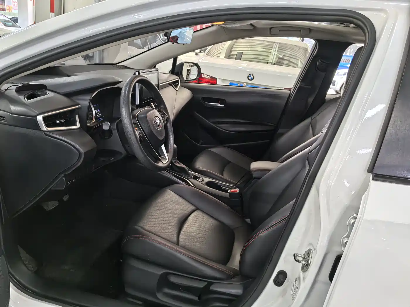 Toyota Corolla 2021 1.2T S-CVT Elite PLUS Edition фото 6