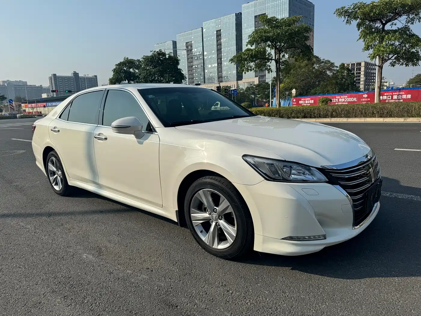 Toyota Crown 2015 2.0T Fashion фото 3