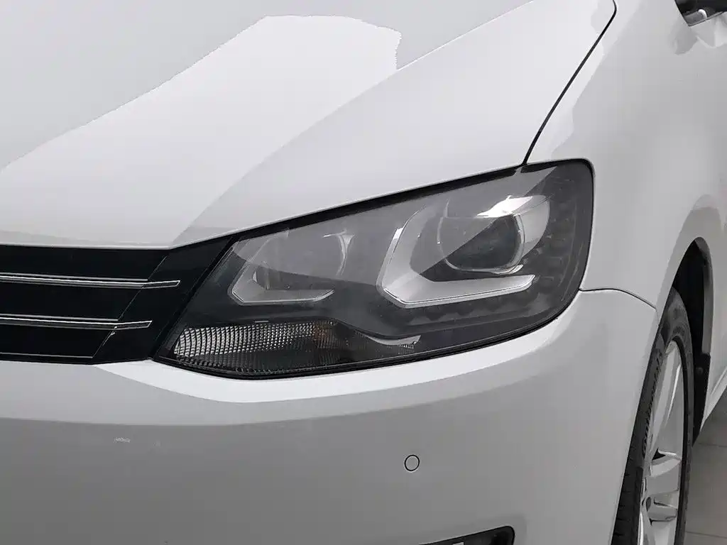 Фото 7 - Volkswagen Sharan