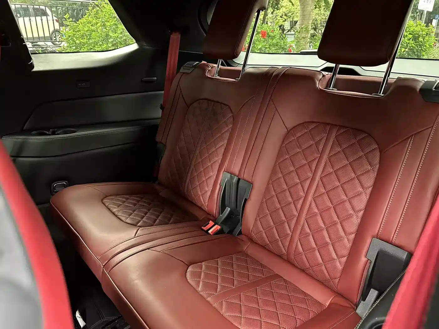 Audi Q6 2024 45 TFSI quattro Black Warrior Edition 6-seater фото 13