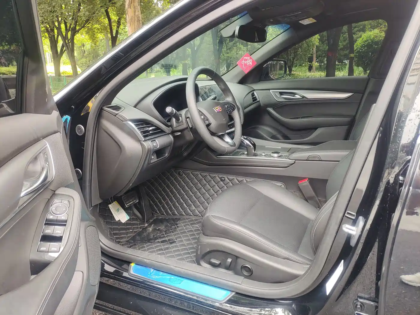 Cadillac CT5 2023 28T Luxury Style (Standard Edition) фото 9