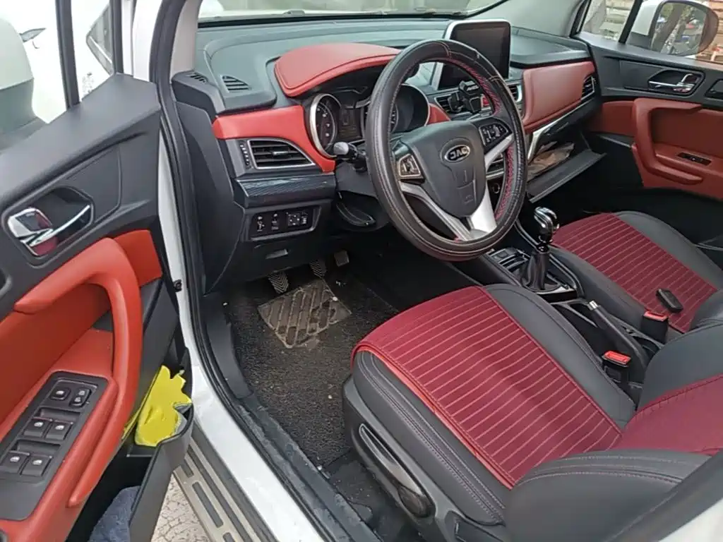 Фото 21 - JAC Refine S3