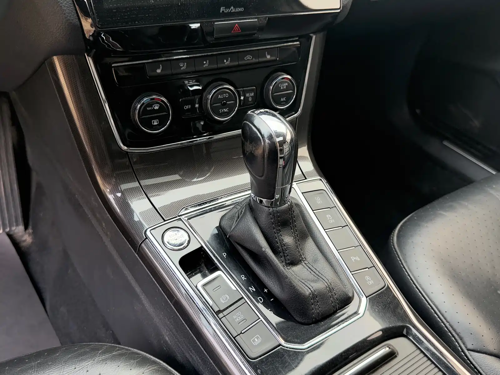 Фото 15 - Volkswagen Passat