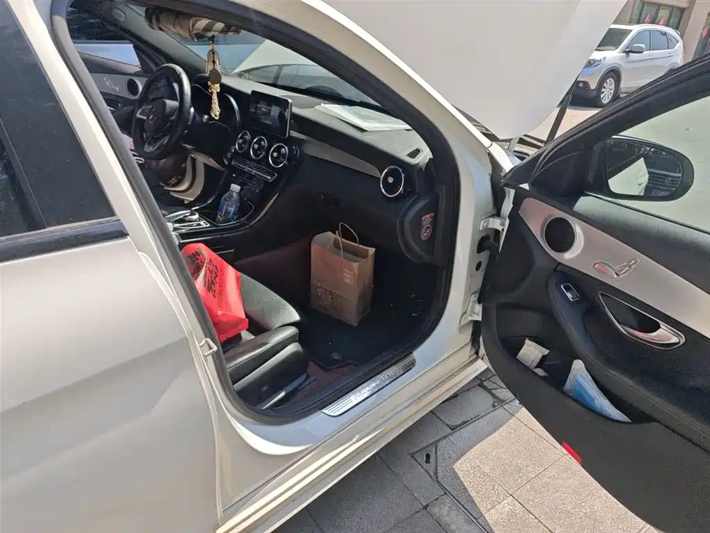 Mercedes-Benz C-Class 2015 C 200 Sport Edition фото 20