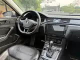 Фото 19 - Volkswagen Passat