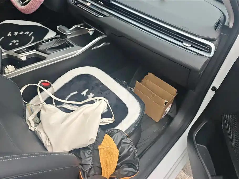 GEELY AUTOMOBILE EMGRAND