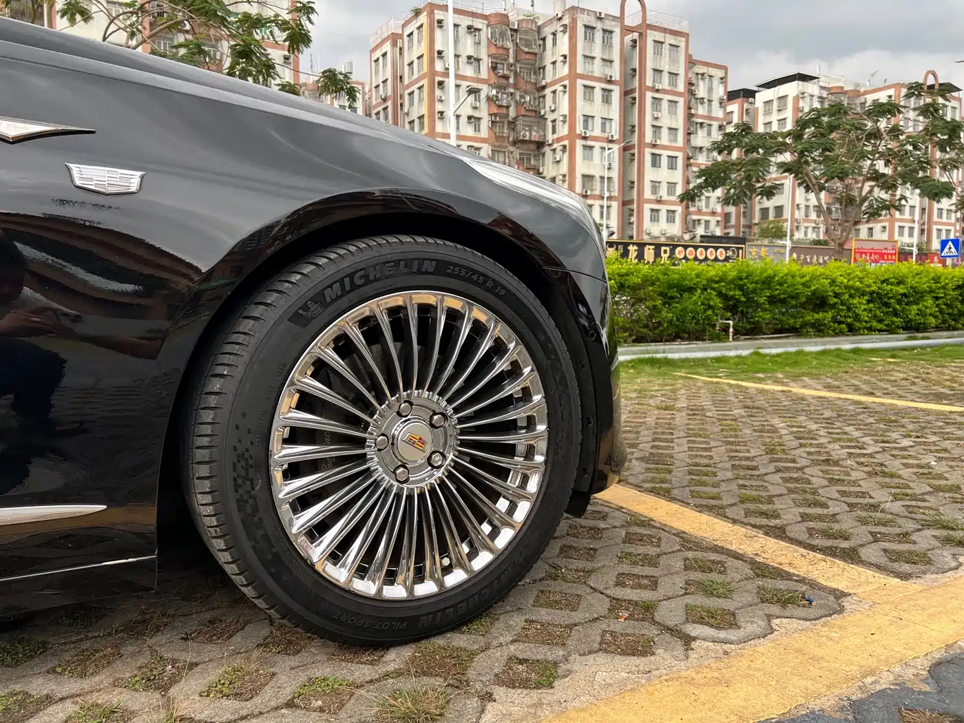 Cadillac CT6 2016 40T Leading фото 8