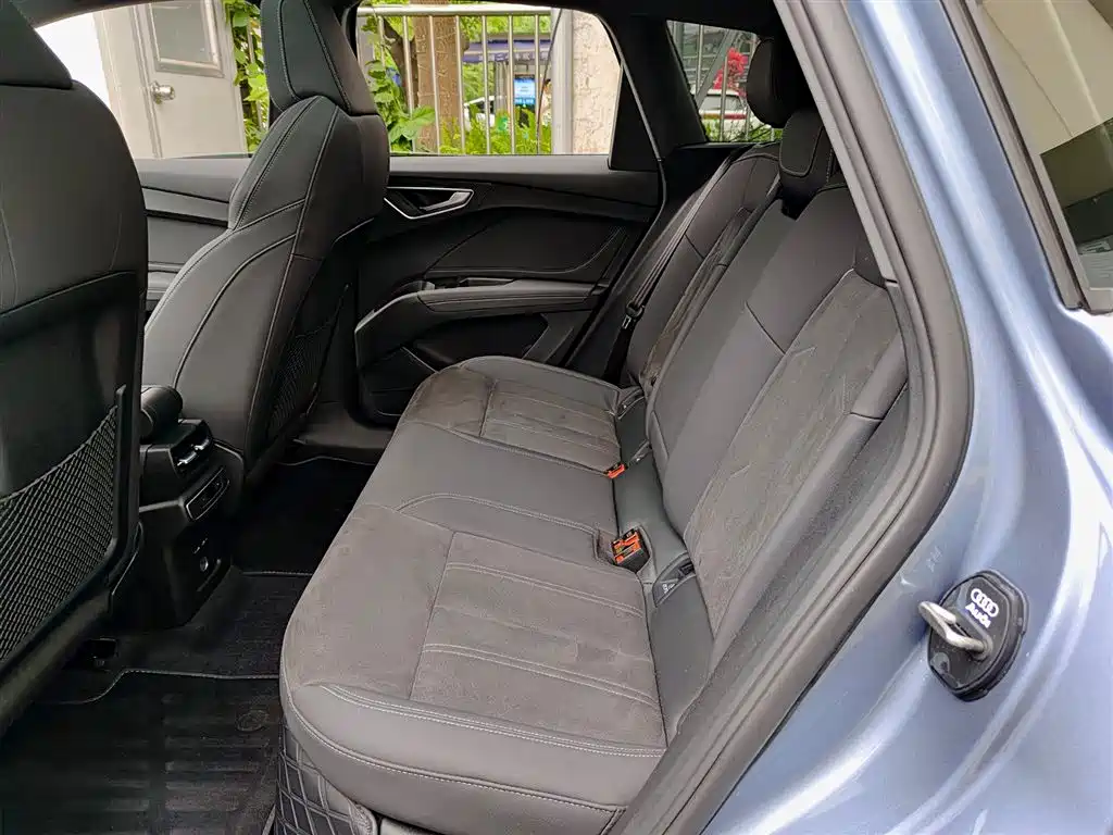 Audi Q4 e-tron 2022 40 e-tron Creation Edition фото 8