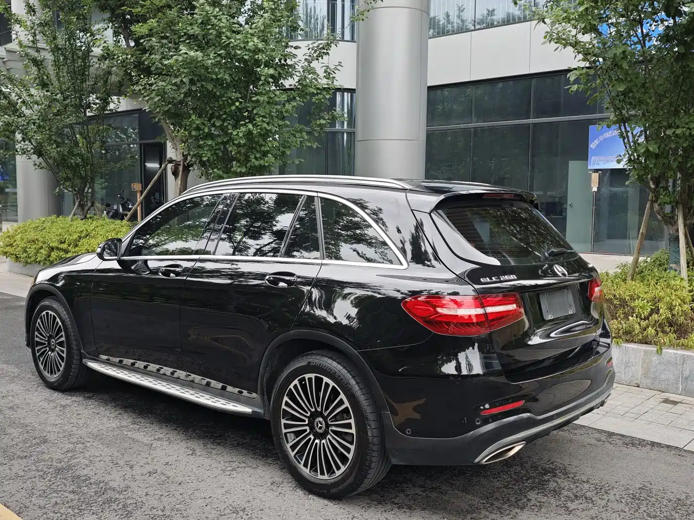 Mercedes-Benz GLC 2018 GLC 260 4MATIC Dynamic фото 6