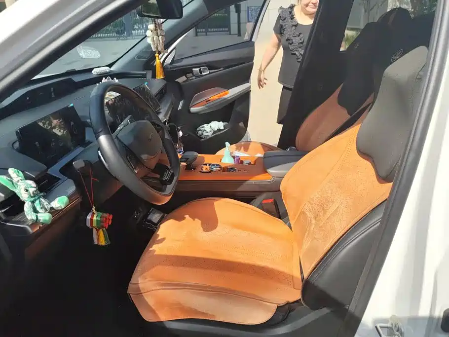 Changan Oshan Z6 EV 2023 2023 Smart Electric iDD 150KM Flagship PLUS Smart Parking Edition