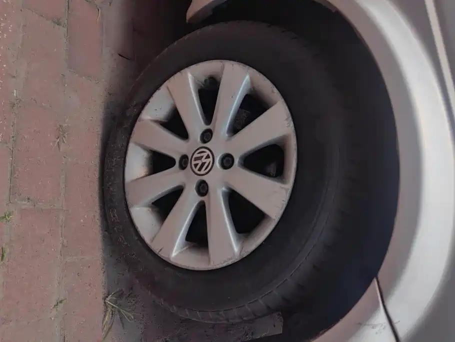 صورة 6 - Volkswagen Jetta