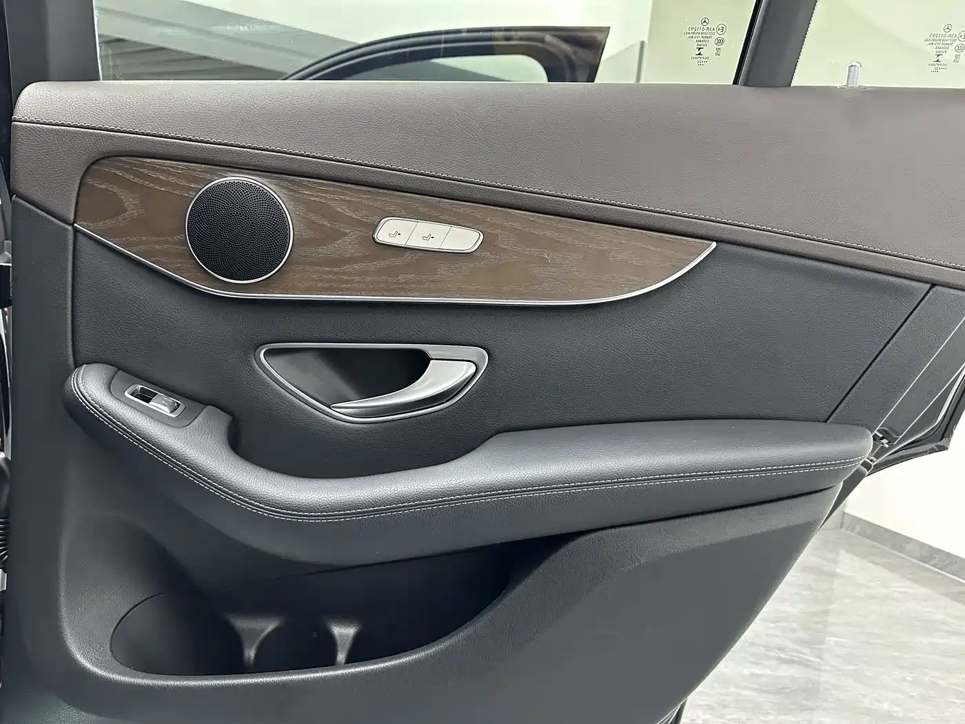 Mercedes-Benz GLC 2022 Model GLC 300 L 4MATIC Dynamic Edition фото 26