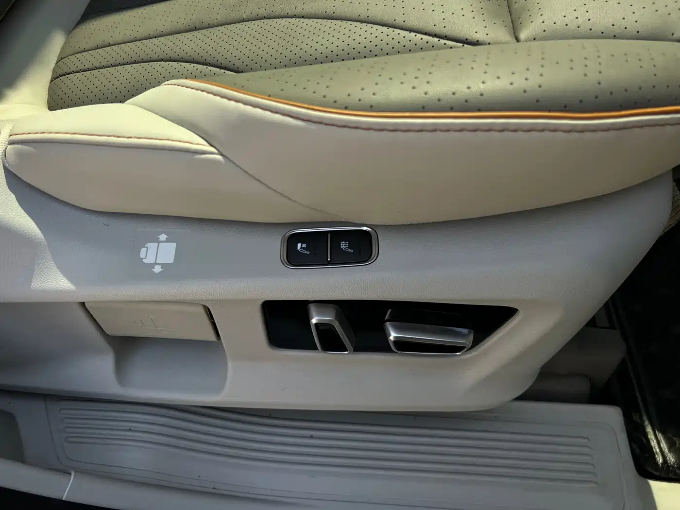 DONGFENG POPULAR YACHTS