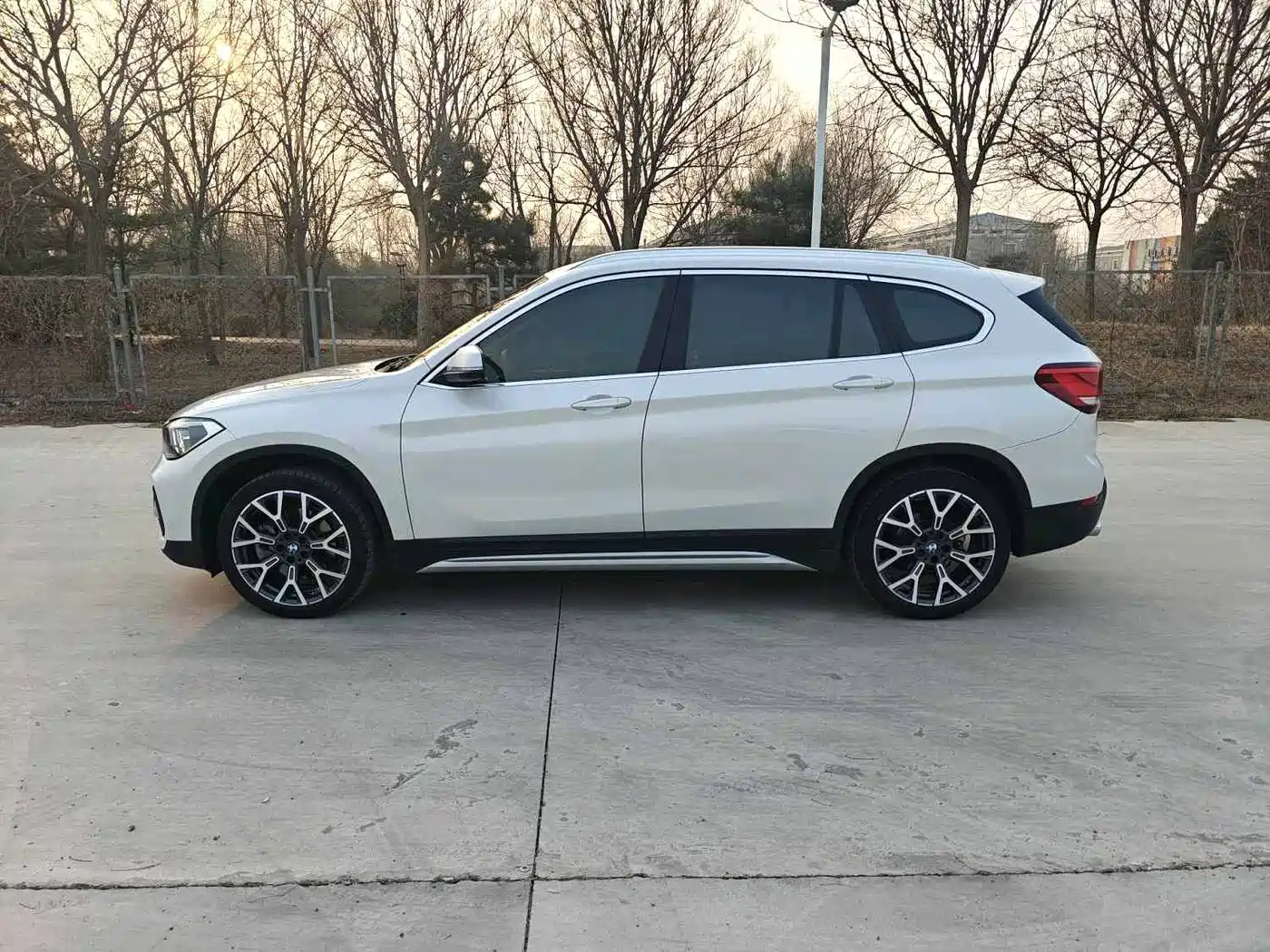 BMW X1 2022 xDrive25Li Premium фото 8