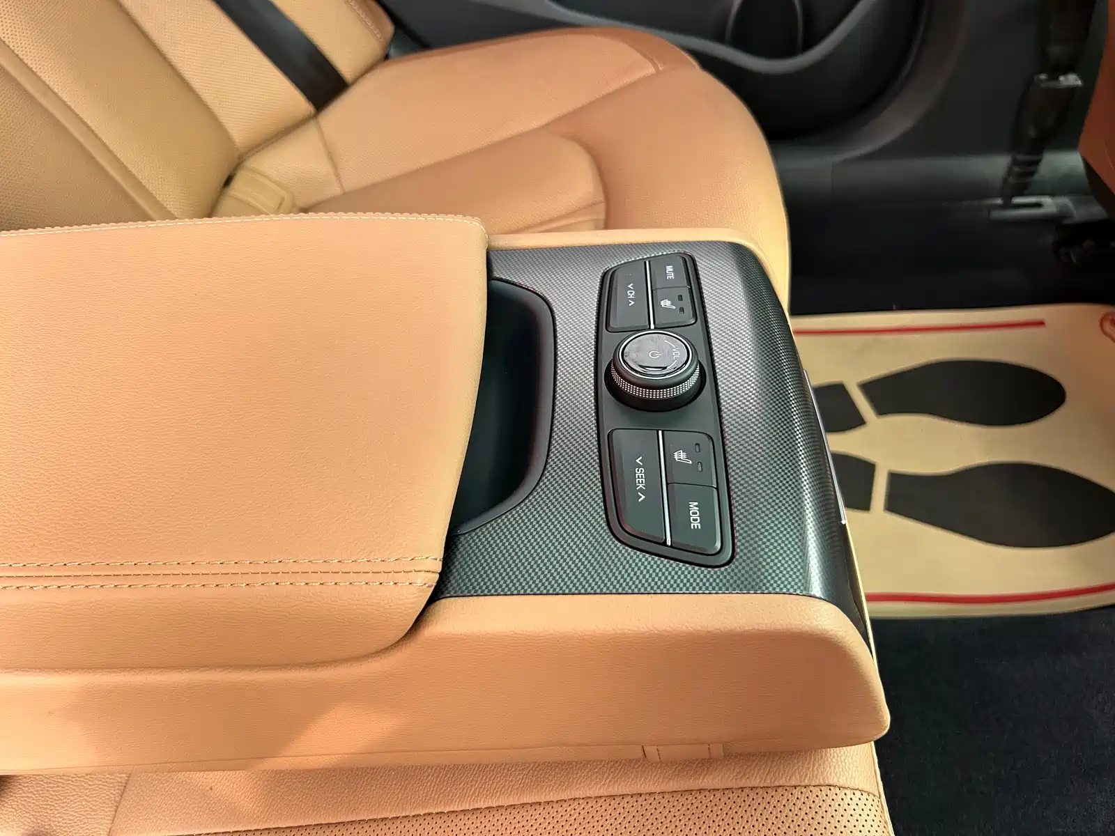 Photo 29 - Hyundai Sonata