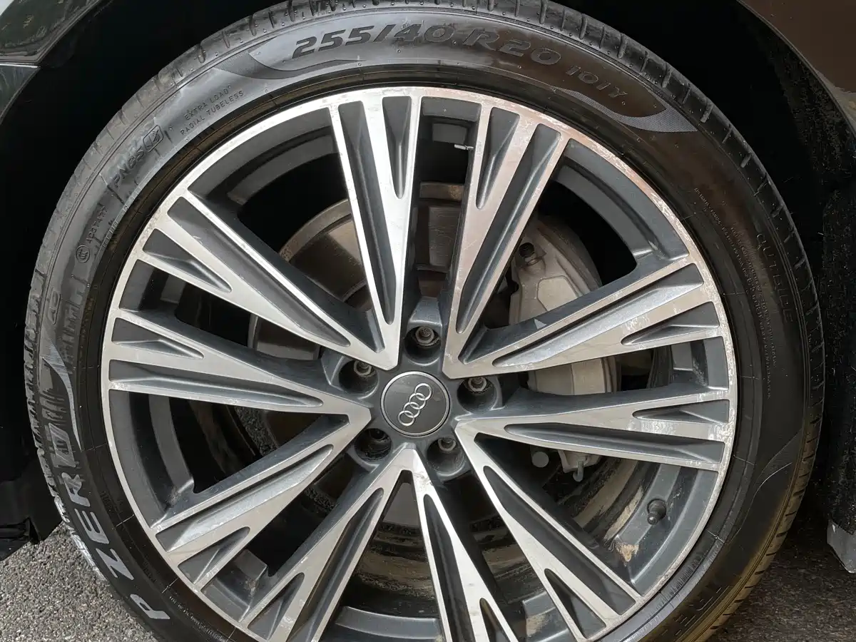 Audi A6L 2021 45 TFSI Exclusive Elegance фото 13