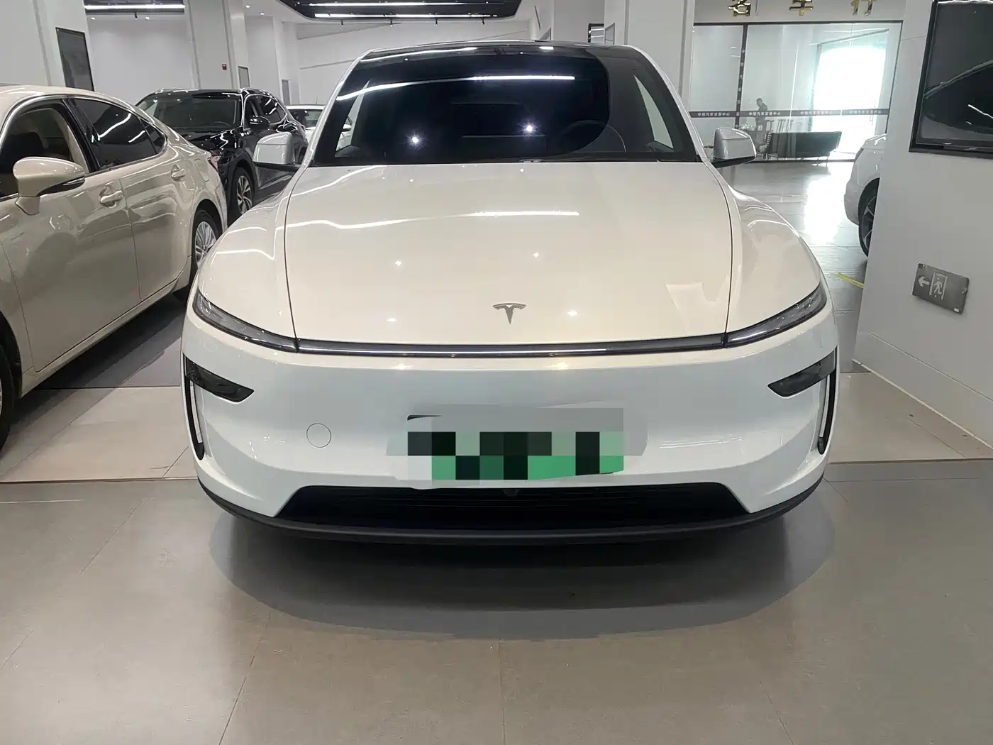 Tesla Model Y 2026 2026 Rear-Wheel Drive