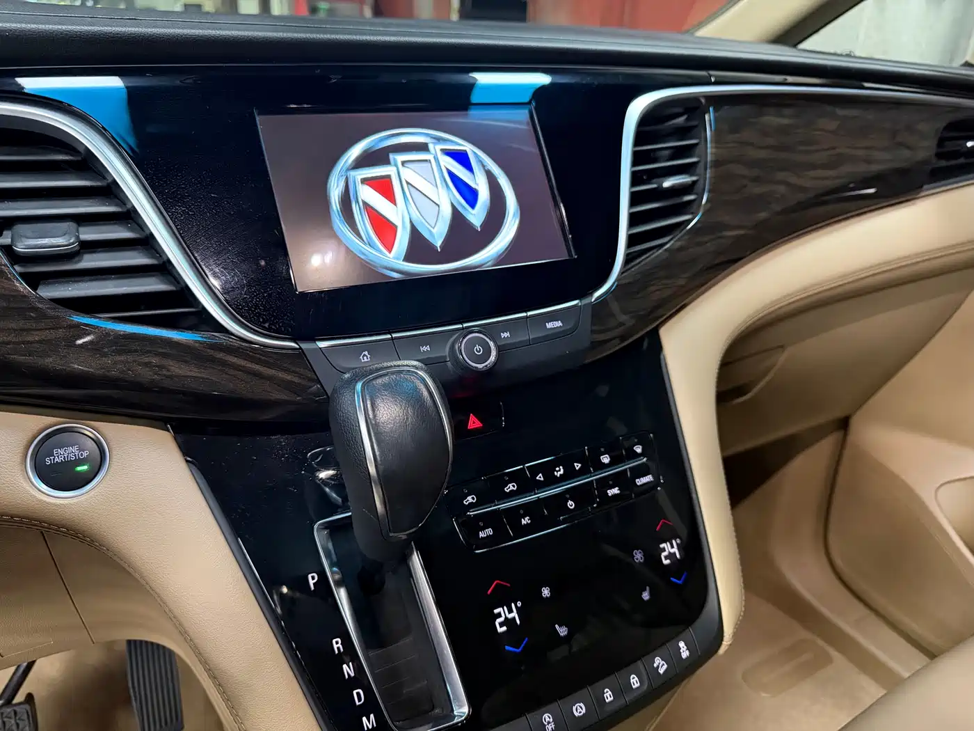Buick GL8 2018 ES 28T Luxury Type China VI фото 20