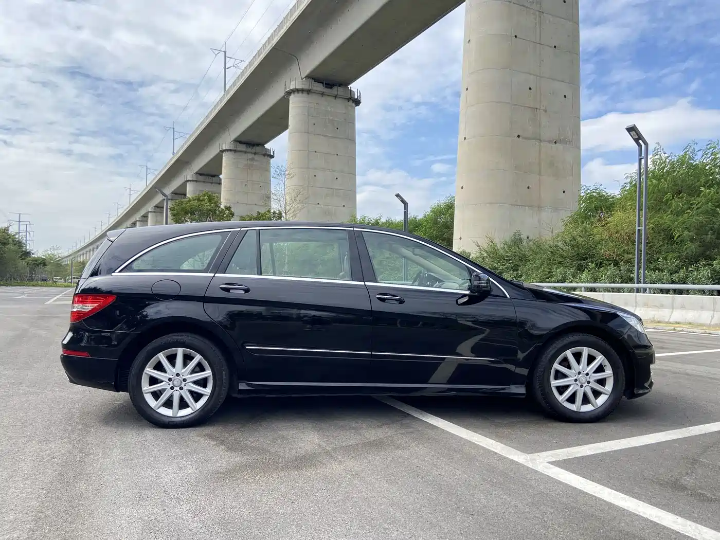 Mercedes-Benz R-Class 2011 R 350 L 4MATIC фото 7