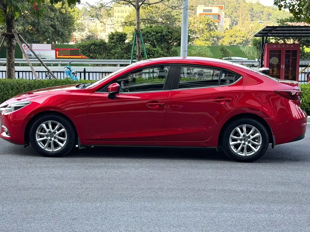 Фото 9 - Mazda Mazda 3