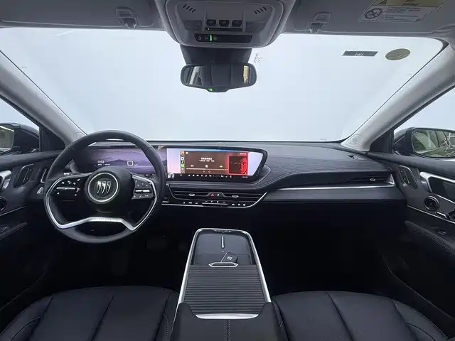 Buick LaCrosse 2025 2026 Model 28T Platinum Edition