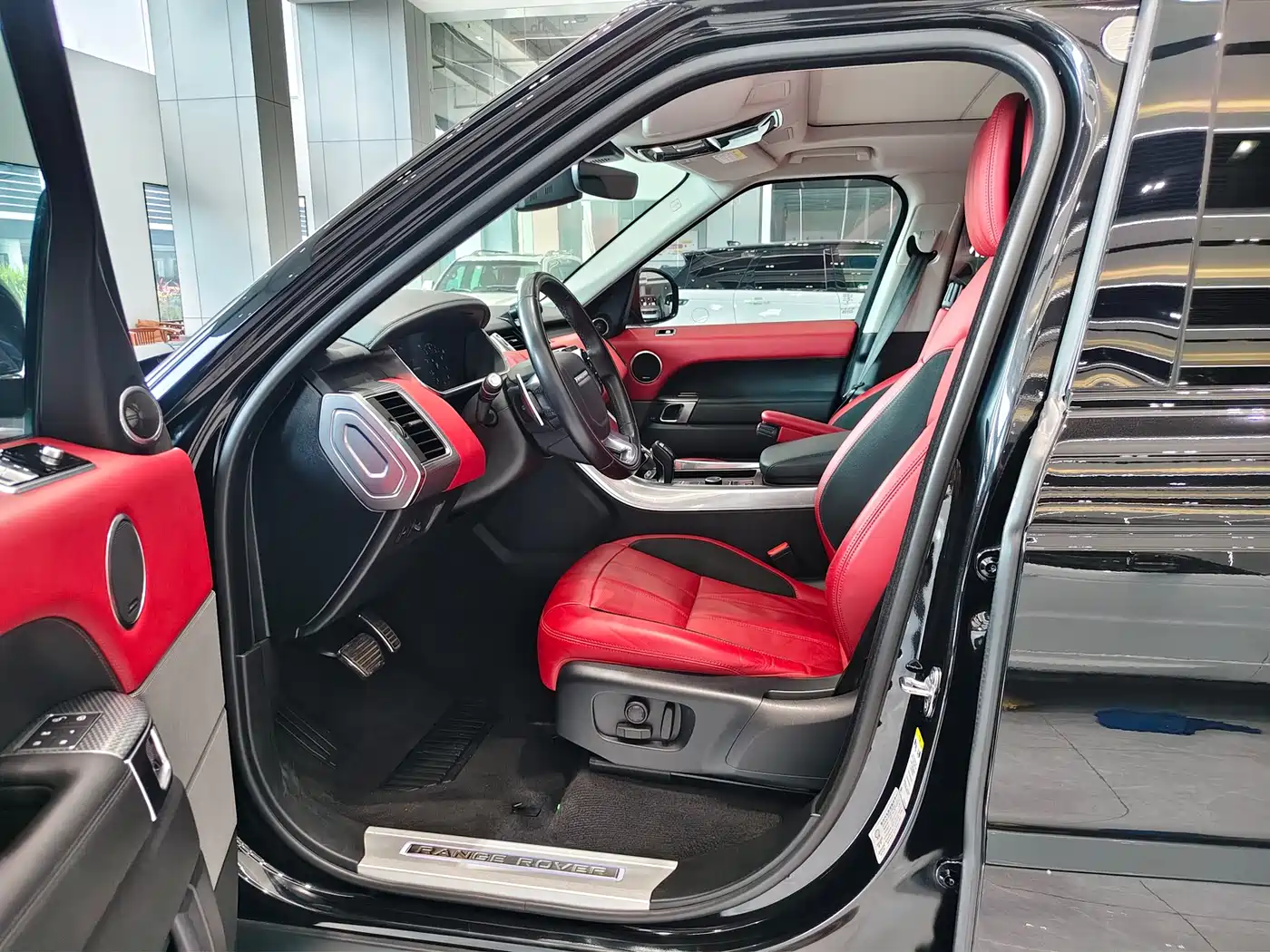 Land Rover Range Rover Sport 2020 3.0 L6 HSE DYNAMIC фото 6