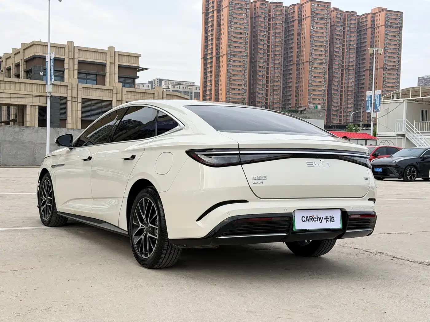 BYD Seal 2024 2024 Glory Edition DM-i 1.5L 121km Luxury