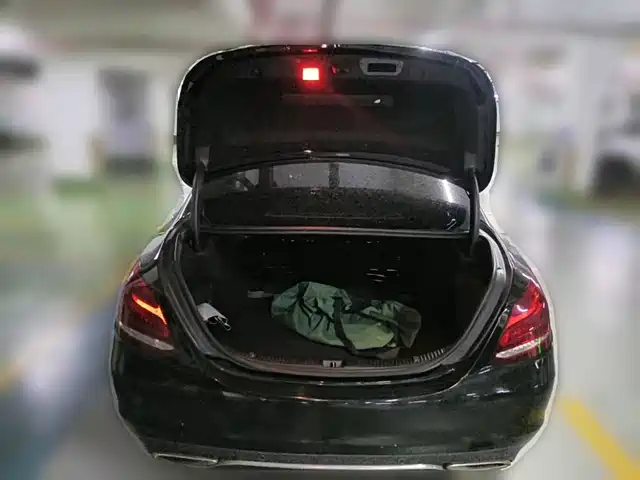 Mercedes-Benz C-Class 2015 Facelift C 200 L — фото 4