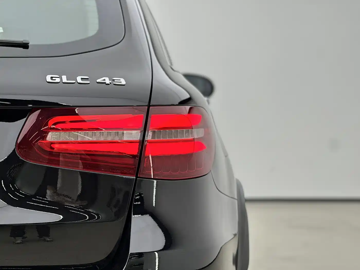 Mercedes-Benz GLC AMG 2017 AMG GLC 43 4MATIC фото 15