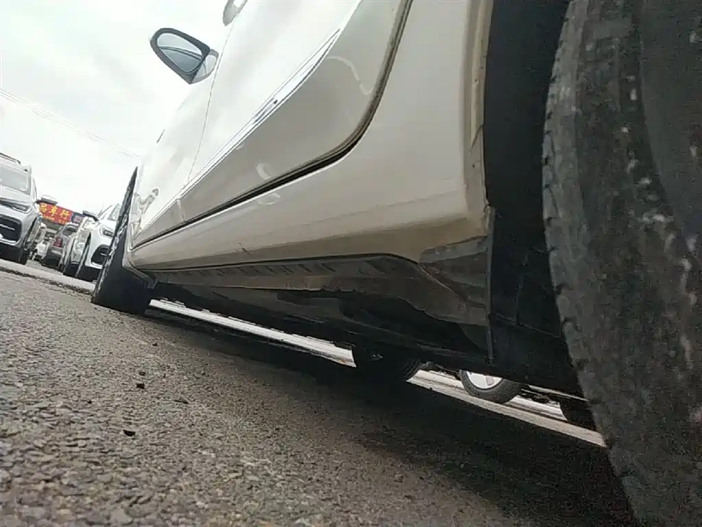 Toyota Corolla 2017 Facelift Hybrid 1.8L E-CVT Elite Edition фото 22