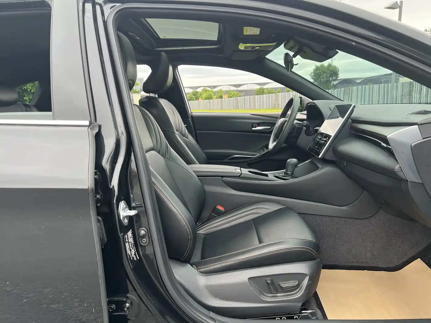 Toyota Avalon 2025 2024 Model 2.0L Progressive Edition