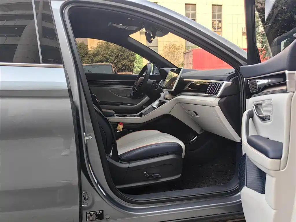 BYD Song PLUS PHEV 2024 Glory Edition EV 520km Premium фото 19