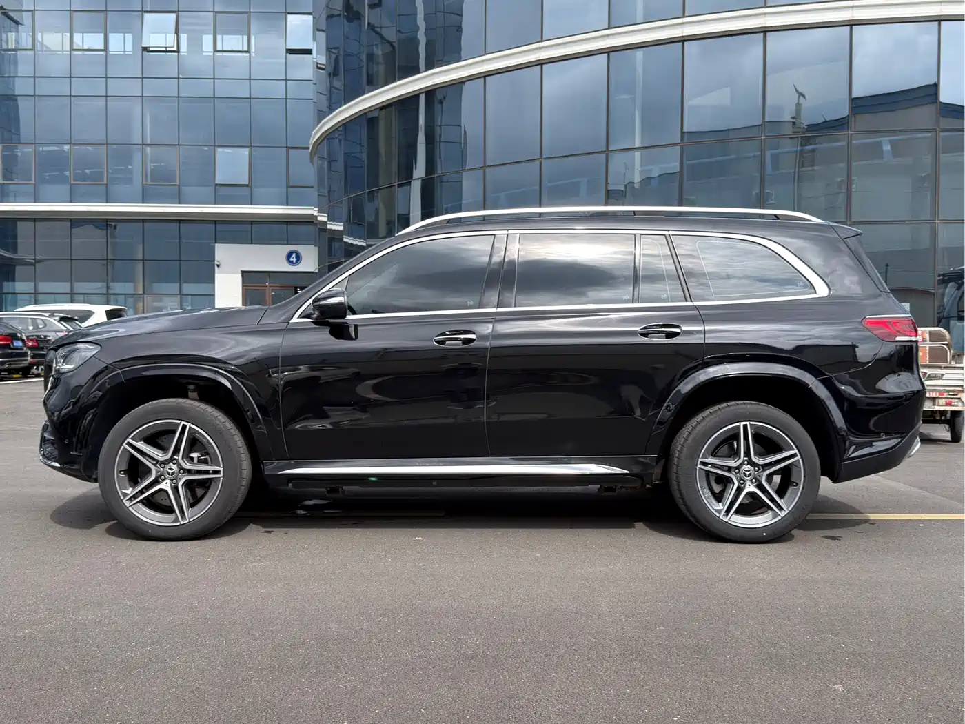 Mercedes-Benz GLS 2023 Second Facelift GLS 450 4MATIC Fashion фото 3
