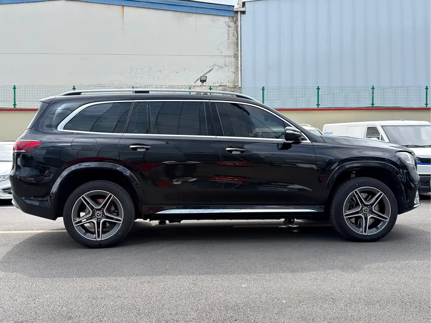 Mercedes-Benz GLS 2023 Second Facelift GLS 450 4MATIC Fashion фото 17