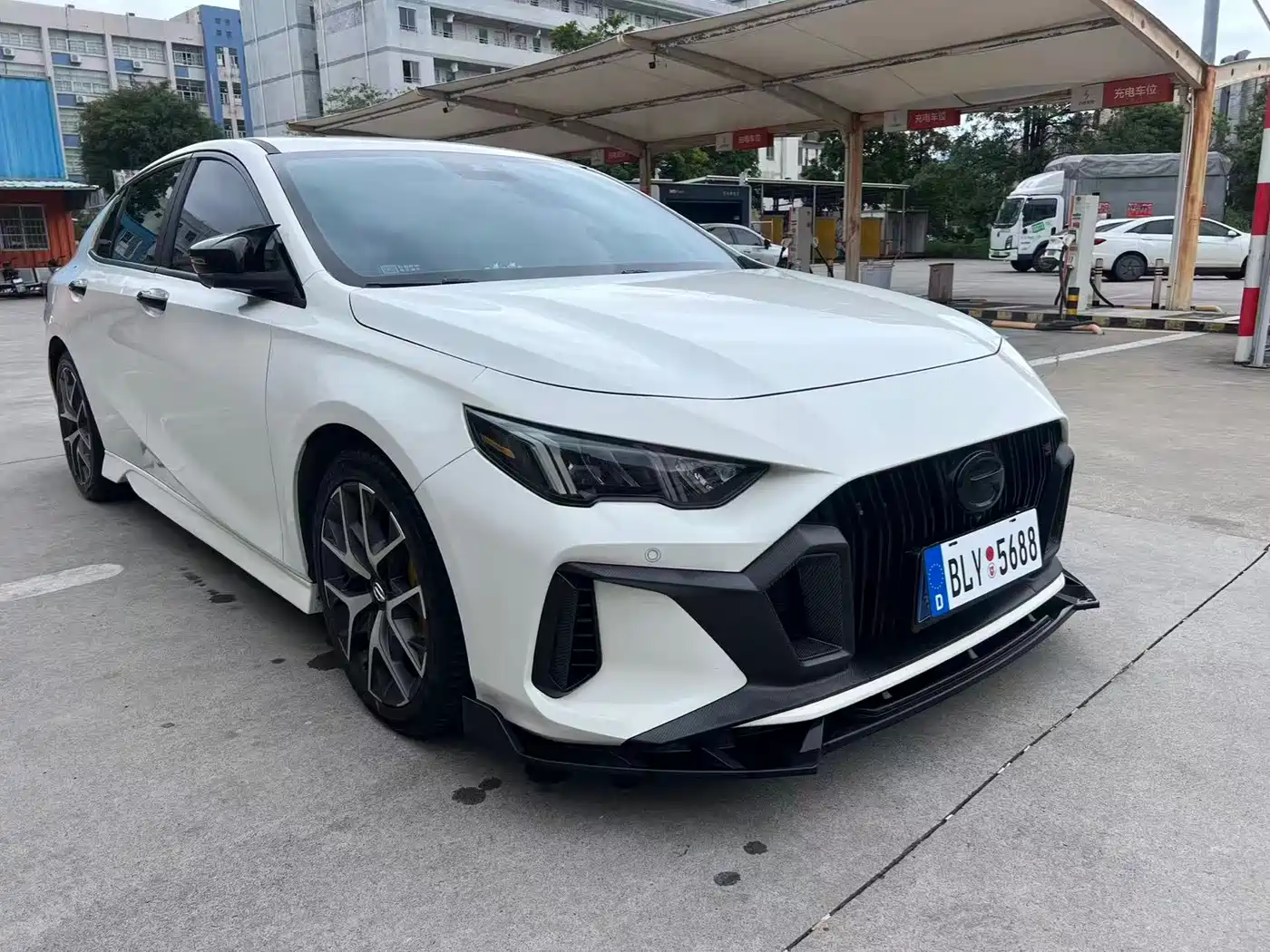 GAC Trumpchi Trumpchi Emkoo 2021 270T DCT J16 Edition фото 3