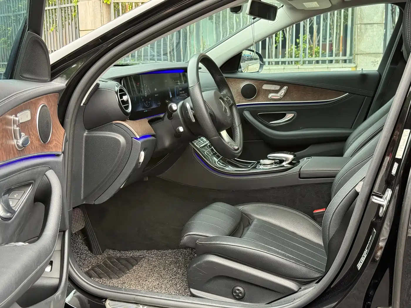 Mercedes-Benz E-Class 2017 E 200 L 4MATIC фото 7