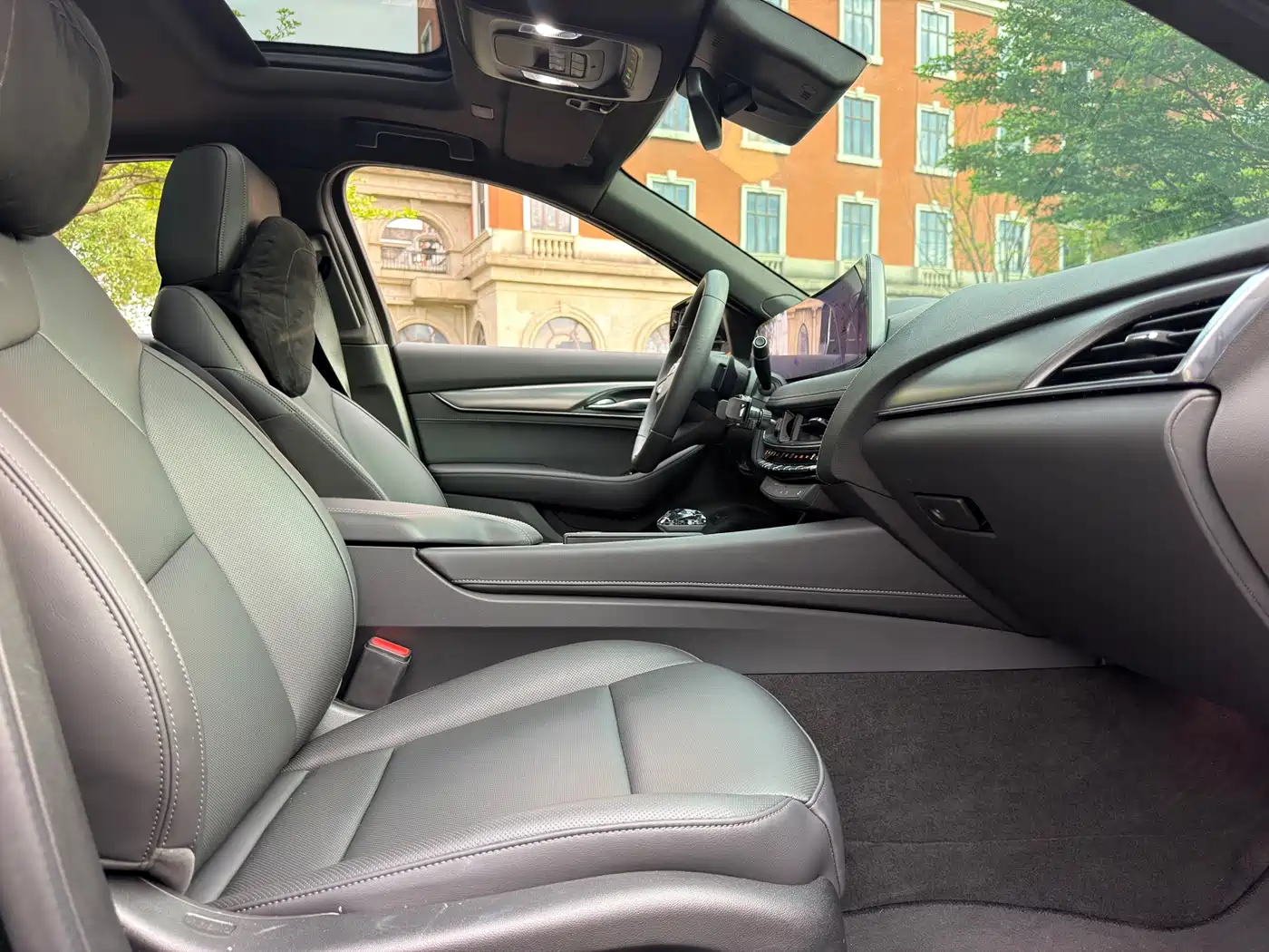 Cadillac CT5 2026 2025 Model 28T Urban Sport Edition