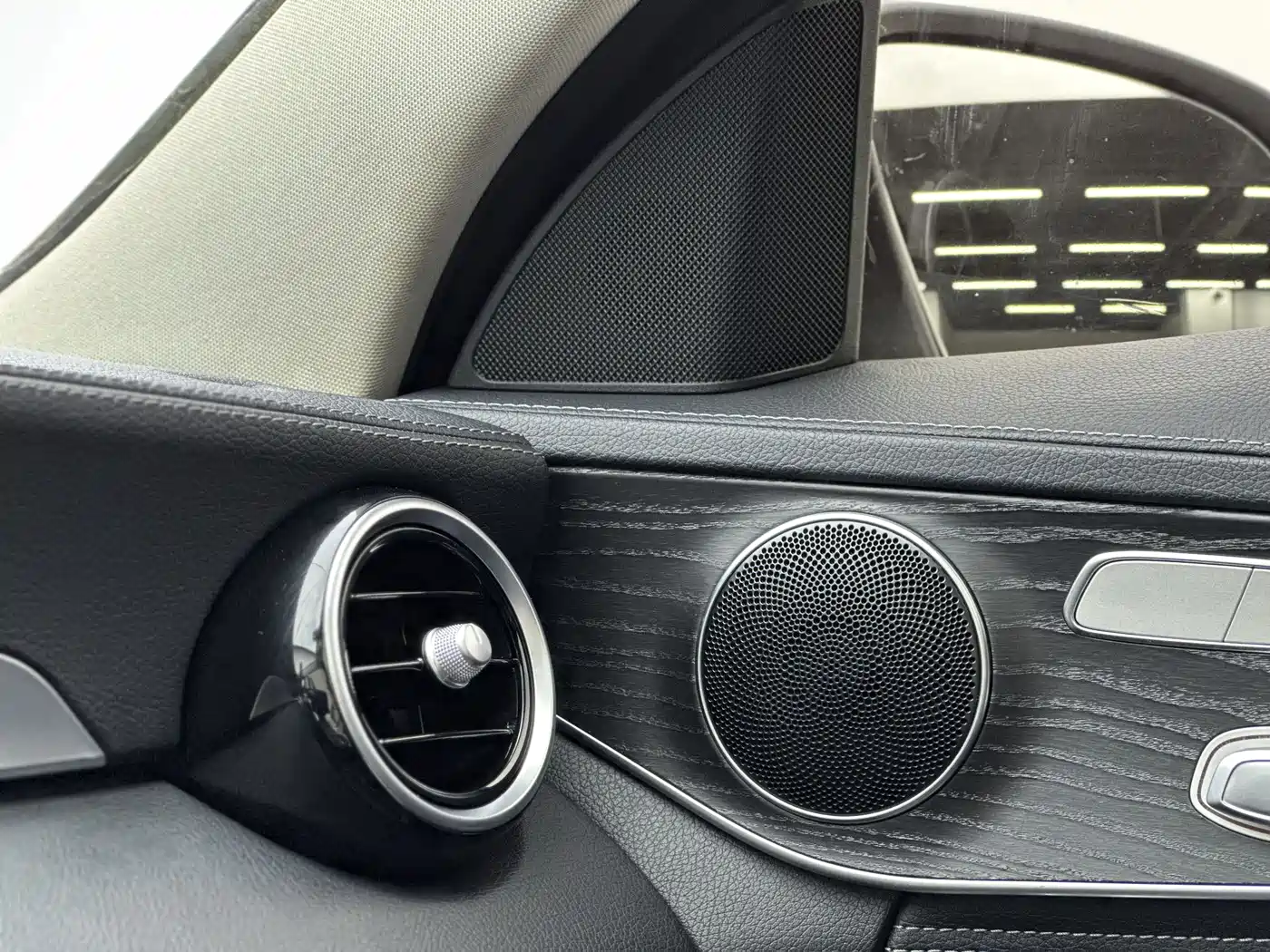 Mercedes-Benz C-Class 2019 C 260 L Sport фото 7