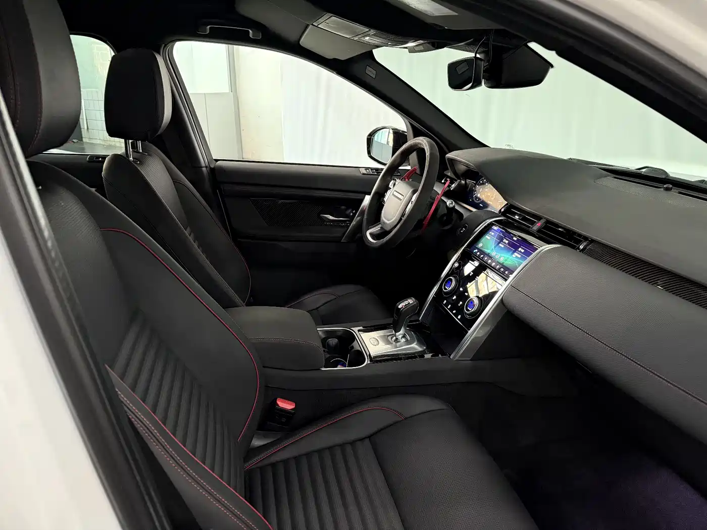 LAND ROVER DISCOVER SPORTS