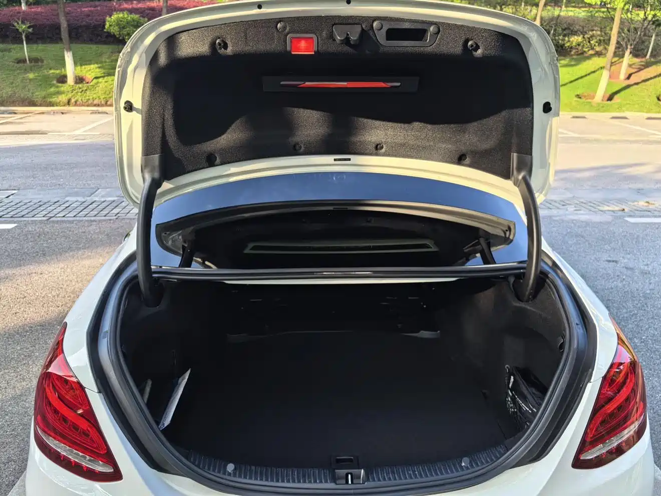 Mercedes-Benz C-Class 2016 C 200 L Sport фото 9