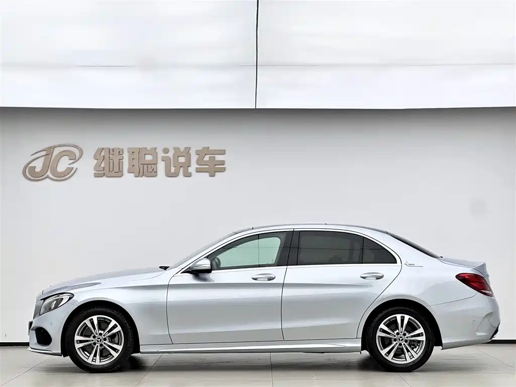 Mercedes-Benz C-Class 2018 C 200 L Sport Edition фото 3