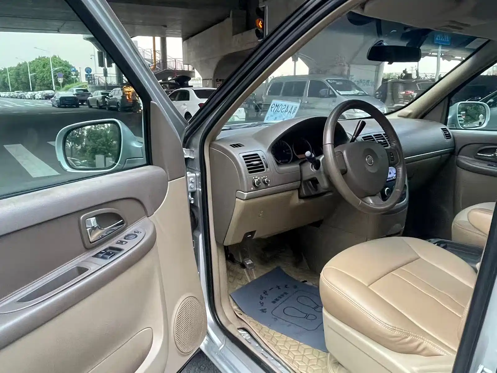 Фото 11 - Buick GL8