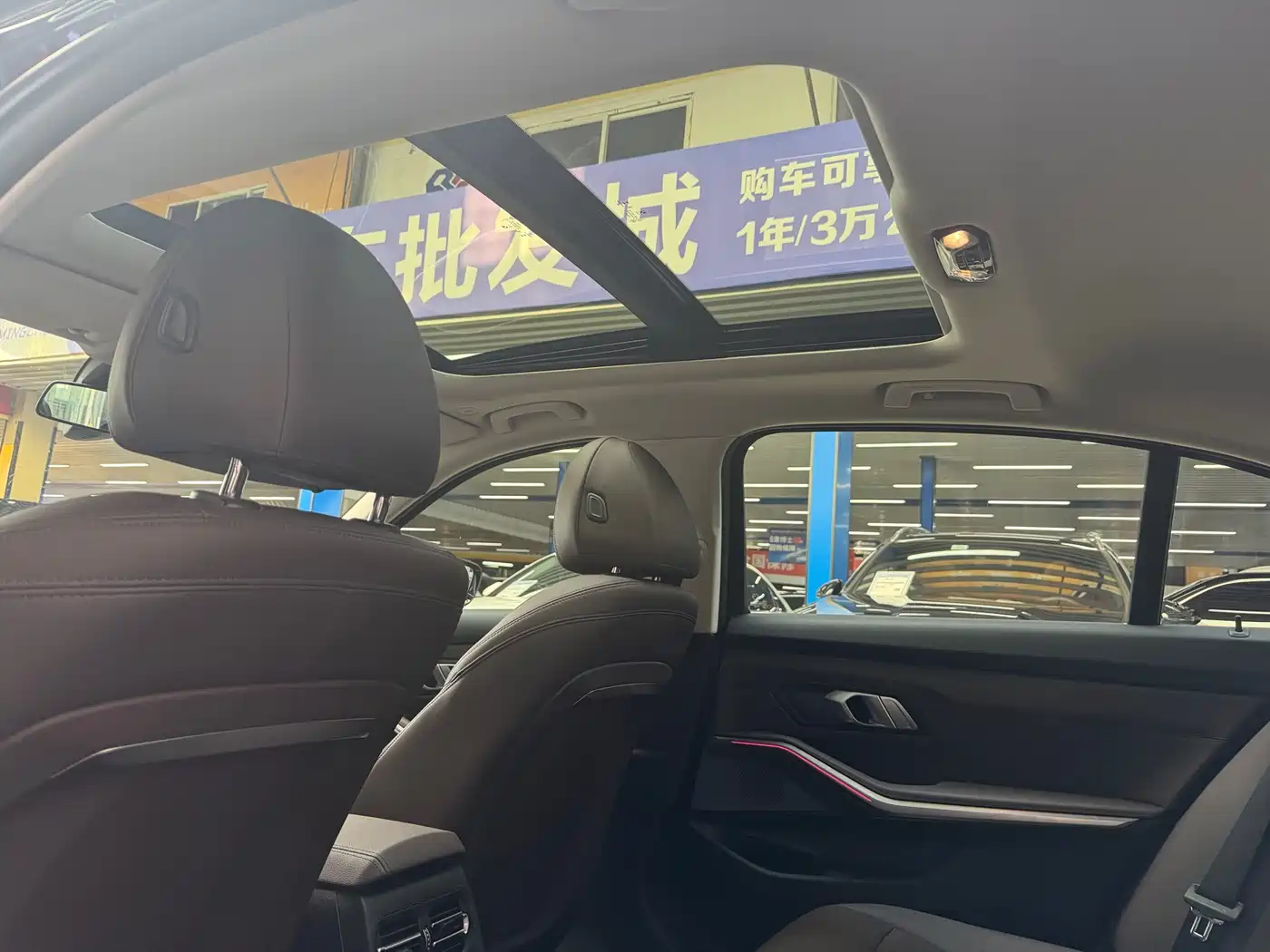 BMW 3 Series 2023 325Li M Sport Package фото 14