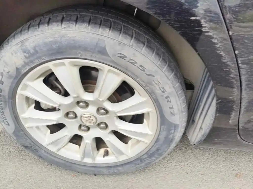 Фото 7 - Buick LaCrosse