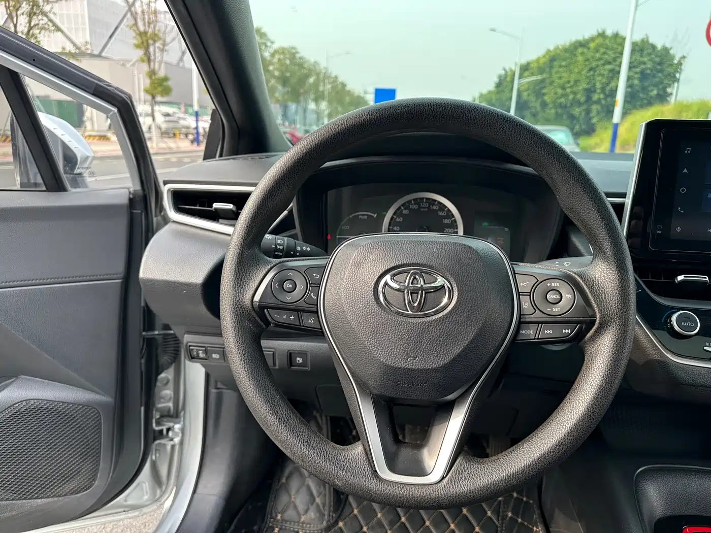 Toyota Levin 2021 Dual Engine 1.8H E-CVT Sport фото 25