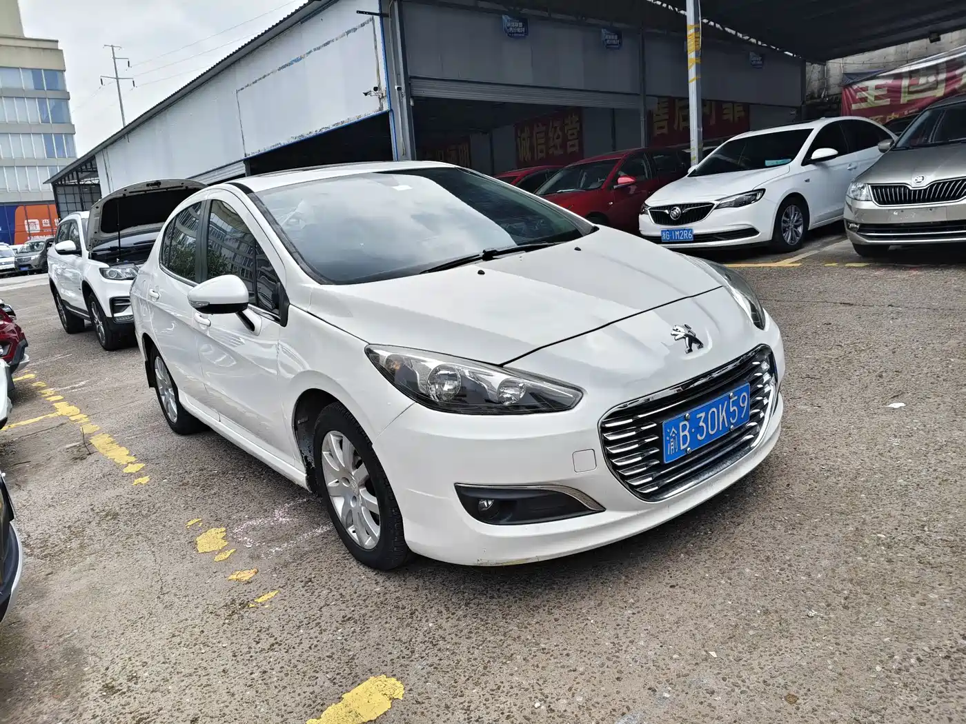 Peugeot 308 2014 2014 Model Joy Edition Classic 1.6L Automatic Trend Style
