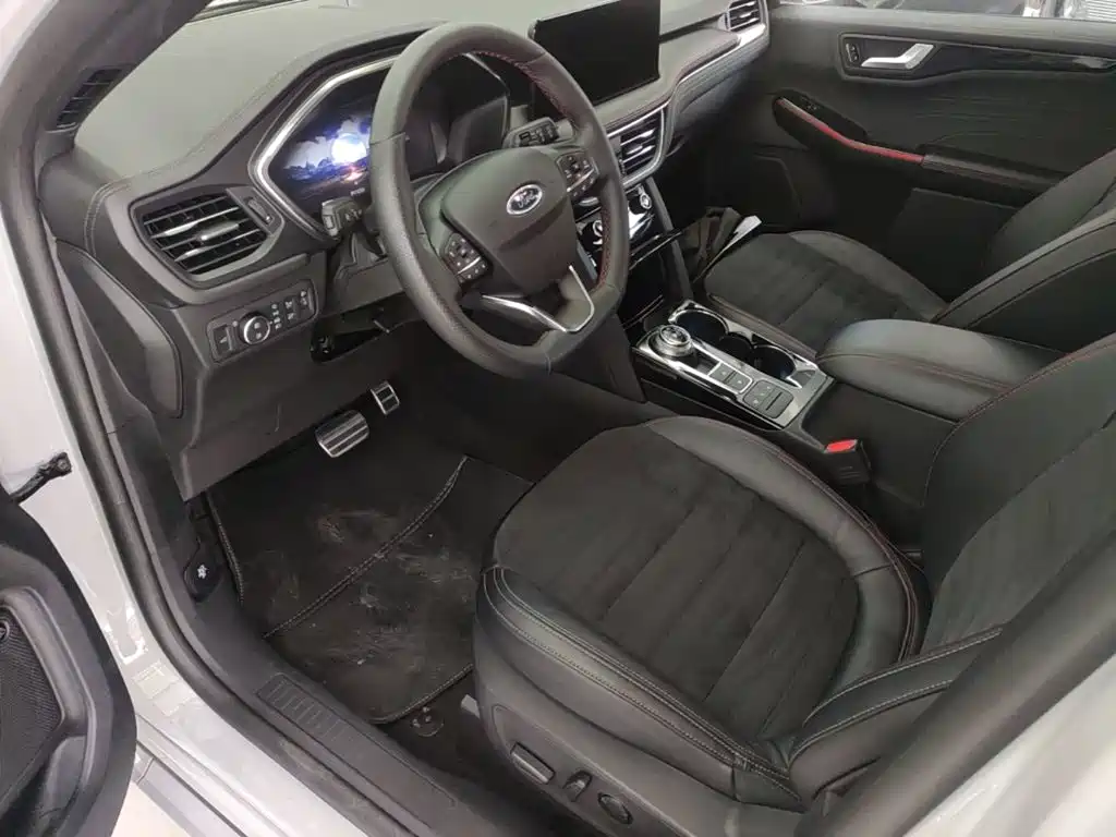 Ford Escape 2023 2024 Model EcoBoost 245 4WD ST-Line Pro