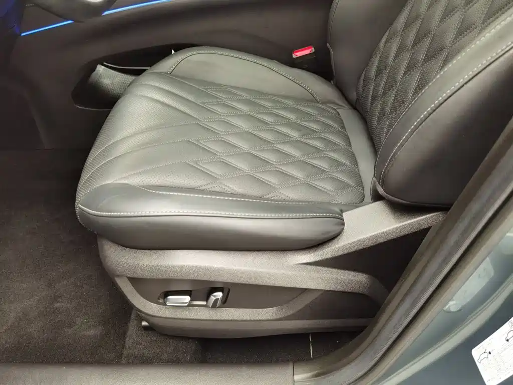 Chery Tiggo 7 PLUS New Energy 2023 2023 1.5T Smart Distance Model